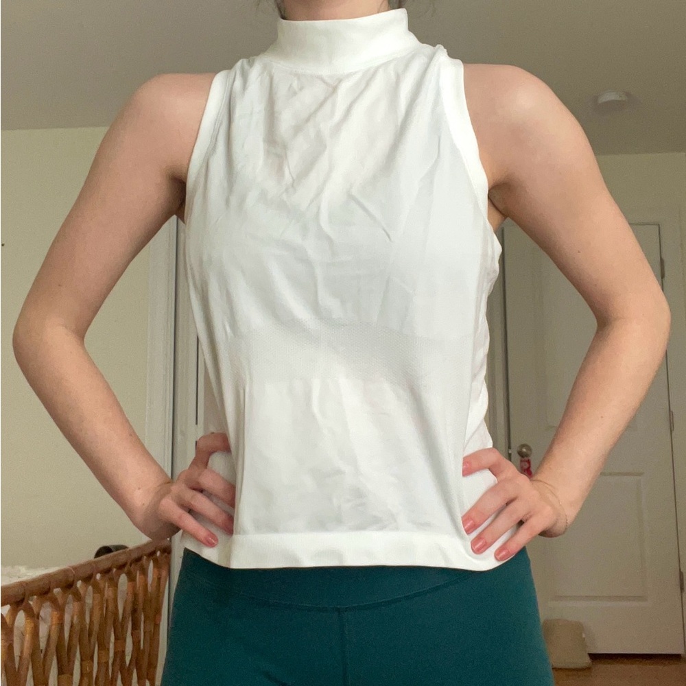 Athleta sporty tank